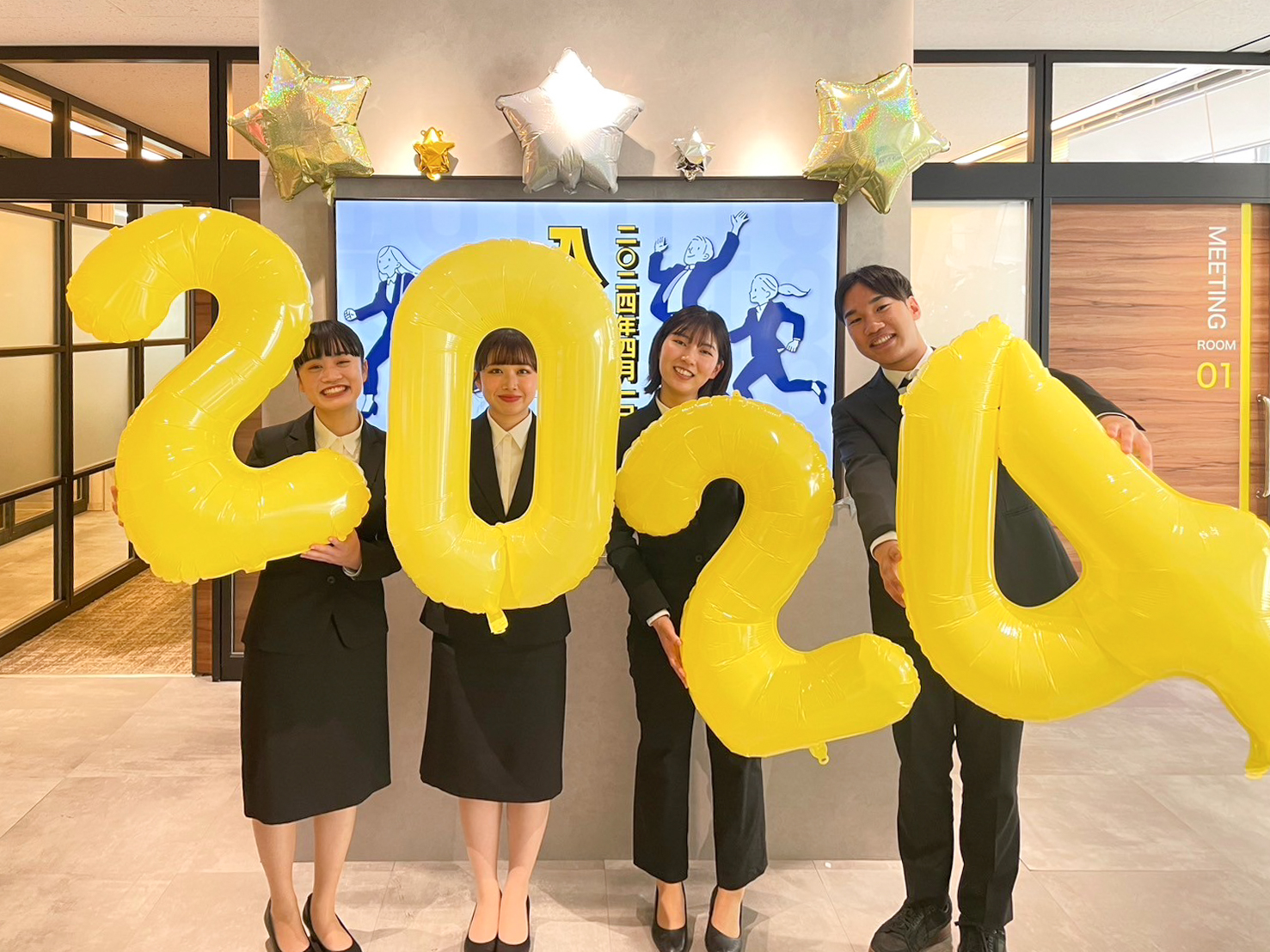 4月1日、TAKUTOグループでは2024年度入社式を執り行い、4名が新しく入社いたしました。
